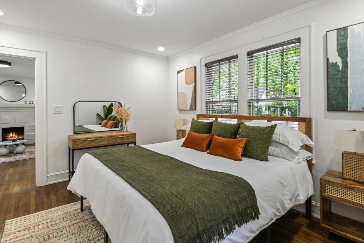 Sun Lit Bungalow With Good Vibes And Lots Of Wine - Designedbydom Atlanta Dış mekan fotoğraf
