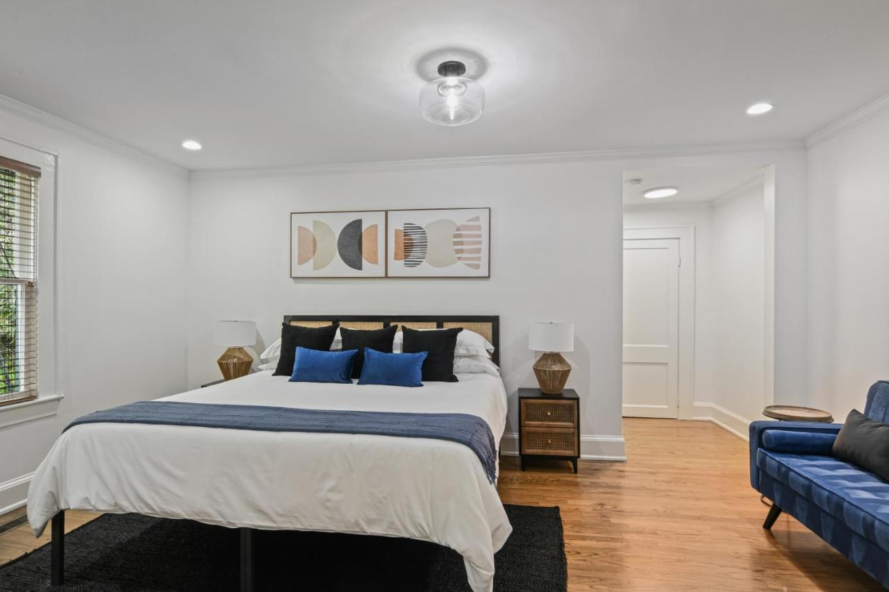 Sun Lit Bungalow With Good Vibes And Lots Of Wine - Designedbydom Atlanta Dış mekan fotoğraf