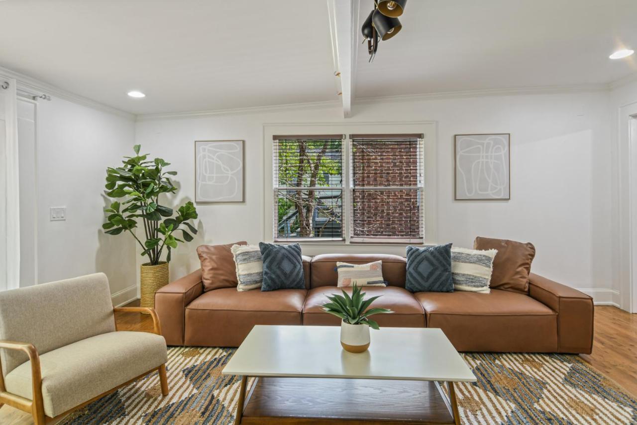 Sun Lit Bungalow With Good Vibes And Lots Of Wine - Designedbydom Atlanta Dış mekan fotoğraf